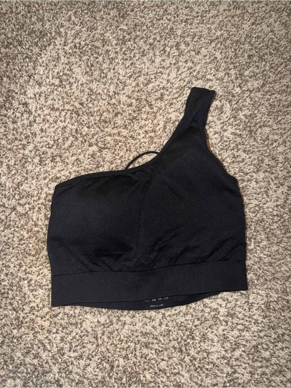 Black NVGTN sports bra